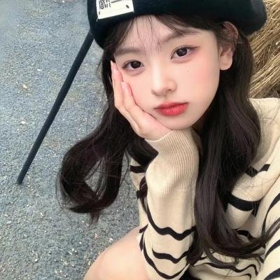 《间奏曲》海报