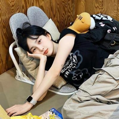 《惊青三人组》海报